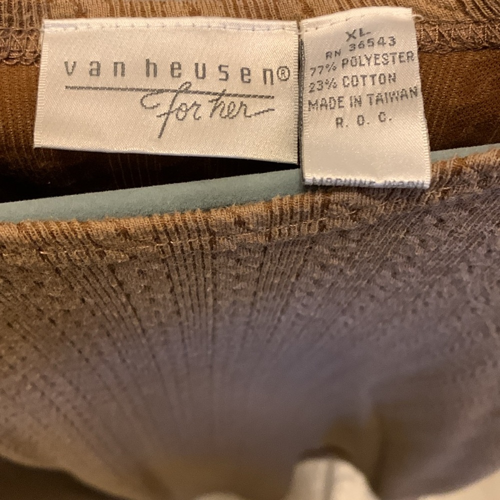 VAN HEUSEN FOR HER Tunic - Size XL - Picture 3 of 5